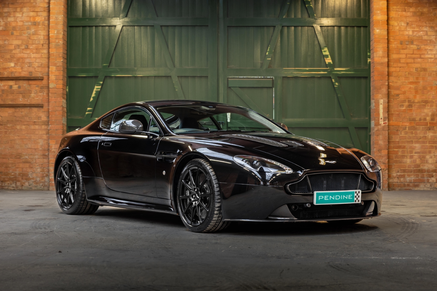 2017 Aston Martin V12 Vantage S